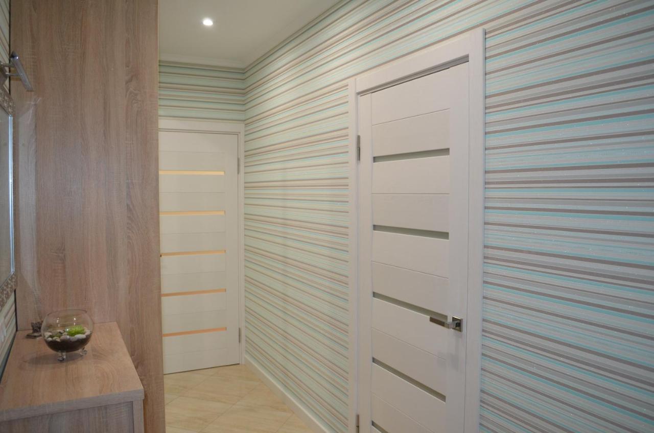 Apartment On Getmana Vigovskogo 49 Rivne Buitenkant foto