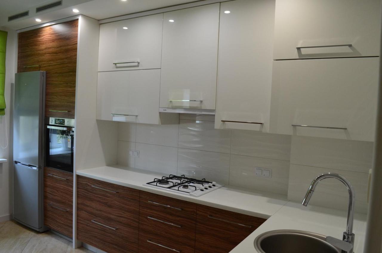 Apartment On Getmana Vigovskogo 49 Rivne Buitenkant foto